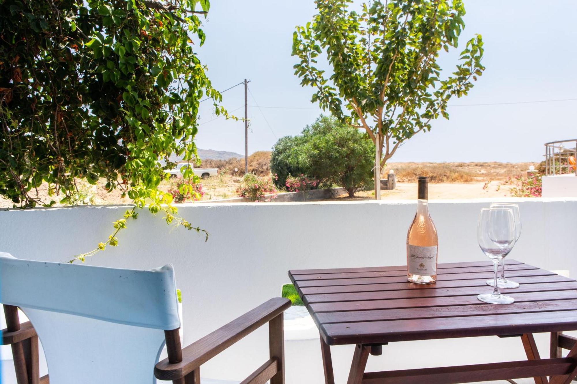 Golden Sand Plaka  Exterior photo