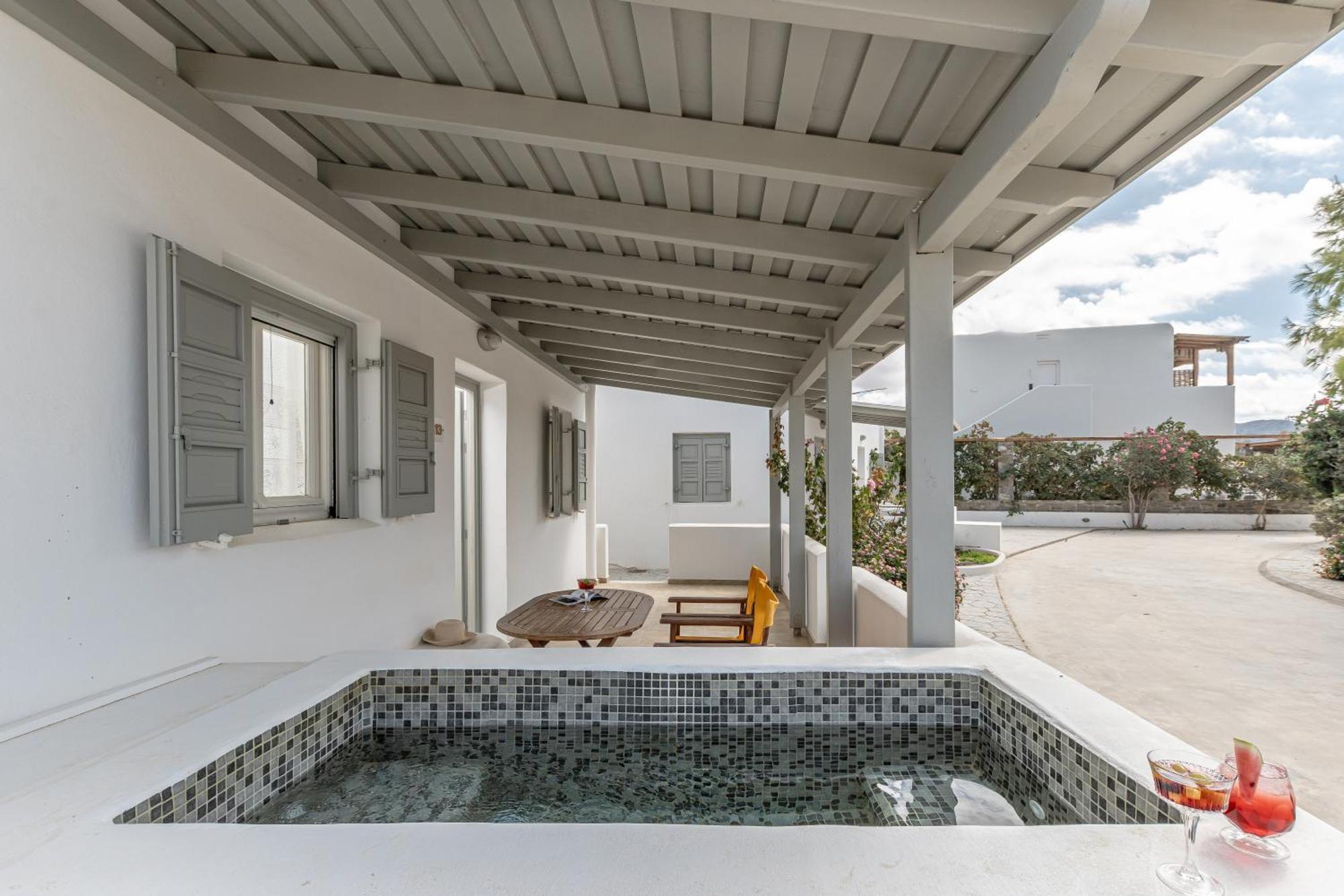 Golden Sand Plaka  Exterior photo